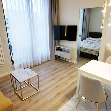 Zajezdnia Wrzeszcz By Triapart גדנסק